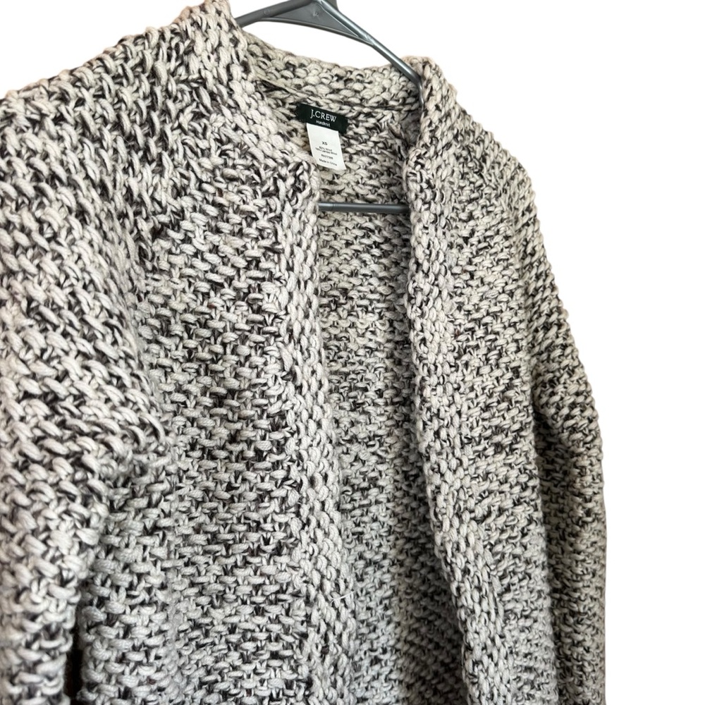 J. CREW Handknit 100% Wool Women's Cardigan Sweater Hook & Eye Closure XS - Picture 2 of 8